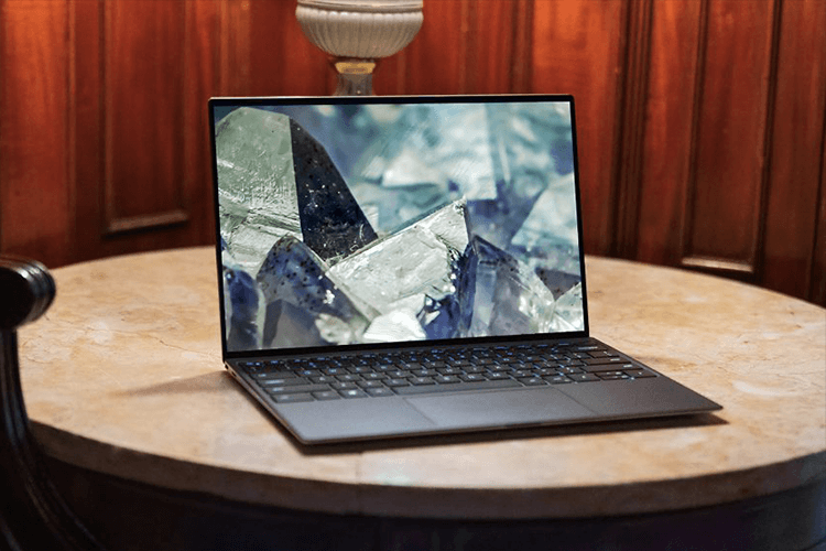 Dell laptop from unsplash